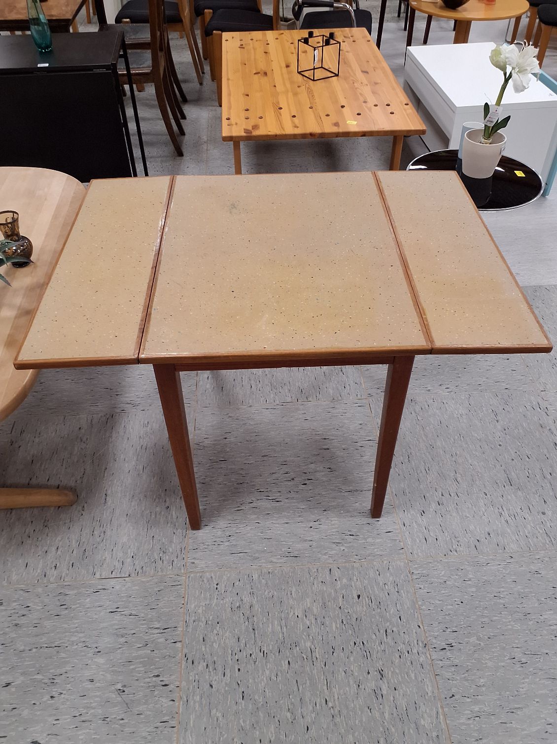 Vintage spisebord m. Udtræk